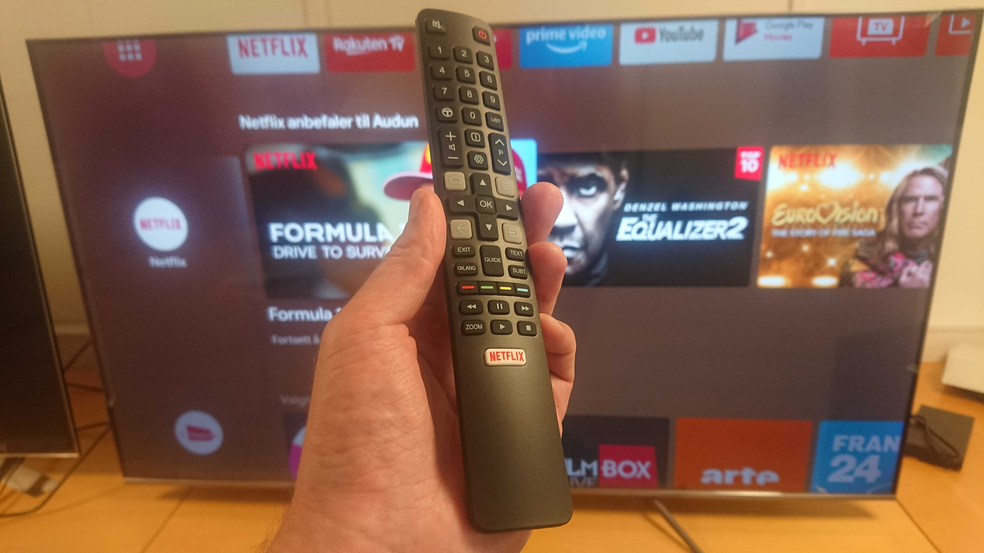 TCL QLED800 remote