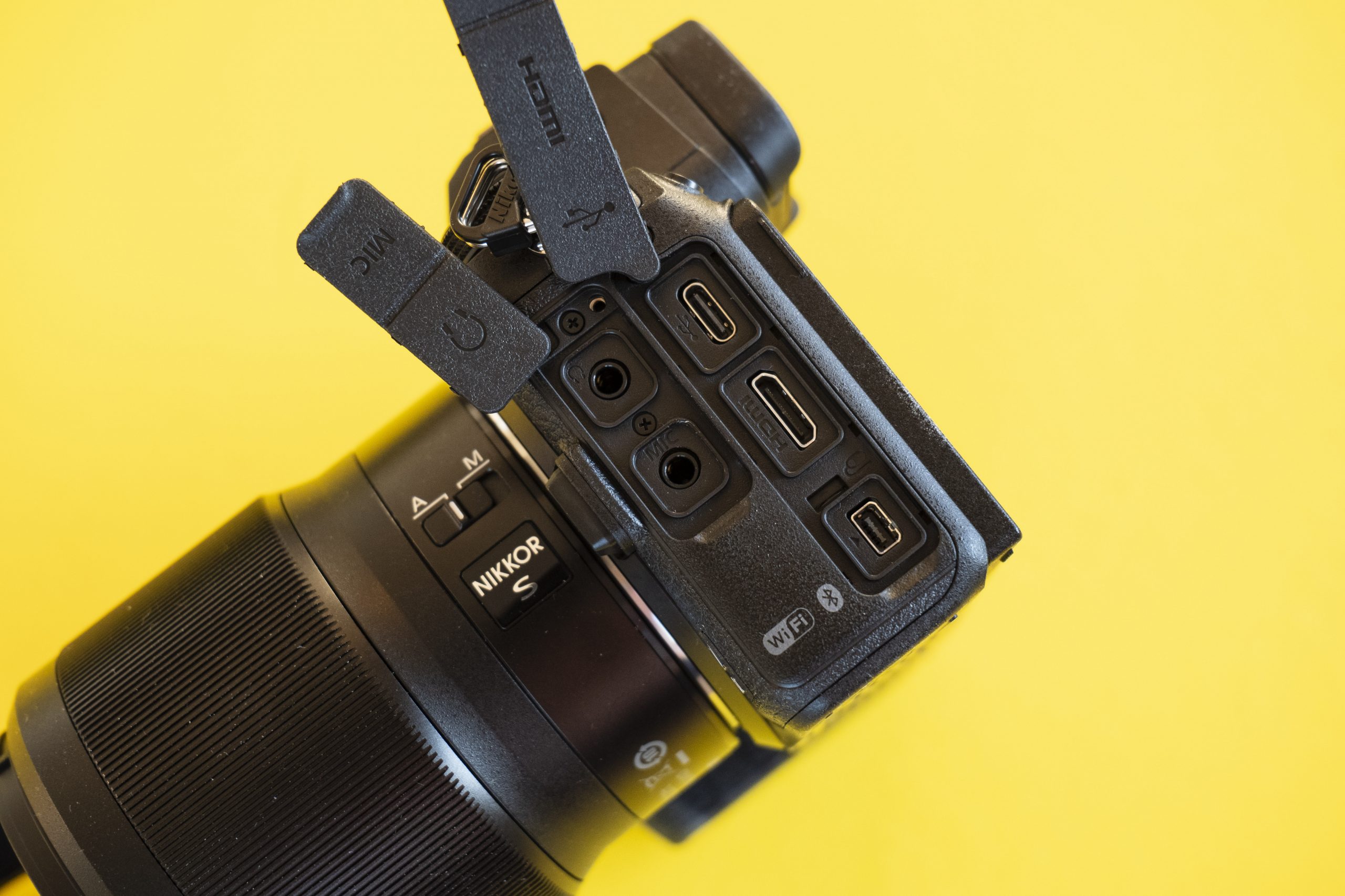 Nikon Z6 II kontakter scaled 1