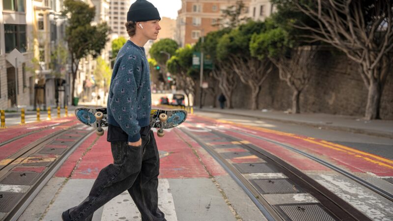 434384 JBL TuneFlex LifestyleImage White AmbAware e02e21 original 1655819202 scaled 1 scaled 1 434384 JBL TuneFlex LifestyleImage White AmbAware e02e21 original 1655819202 scaled 1 scaled 1