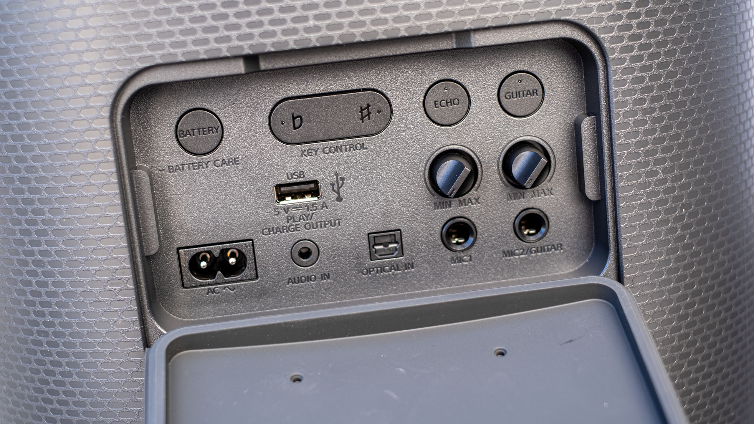 Sony SRS XV800 panel
