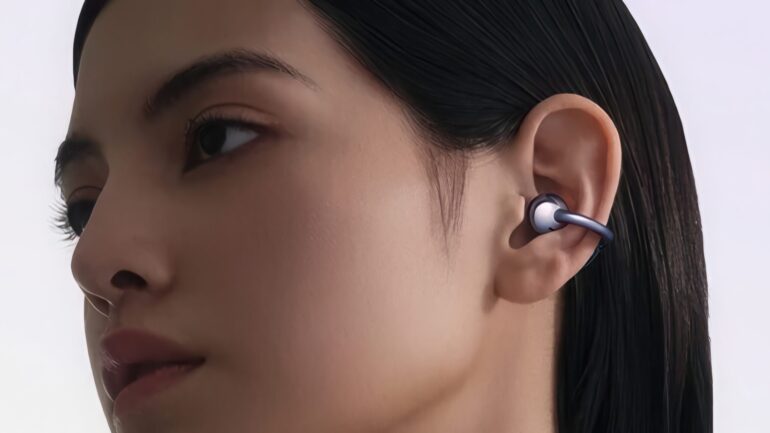 Huawei FreeClip lifestyle 1 cropped