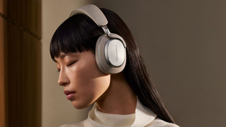 High--B&W - Px8 S2 Warm Stone - Campaign 7