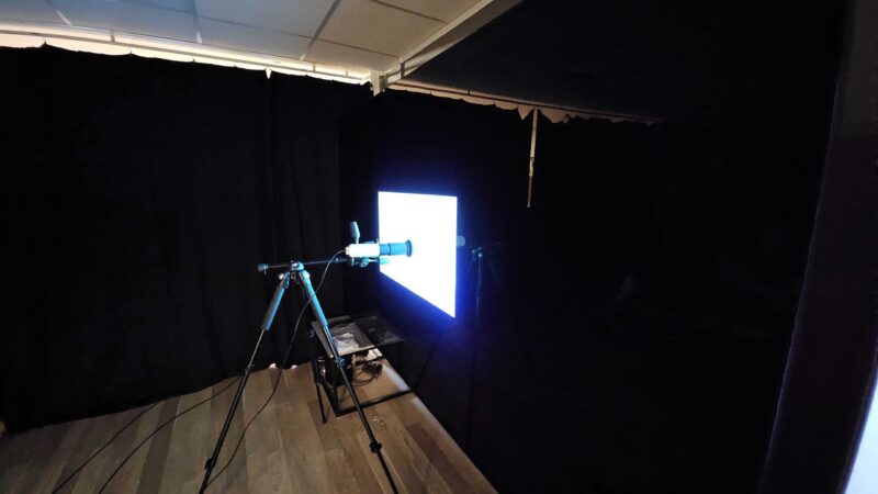 TCL 115C7K side view