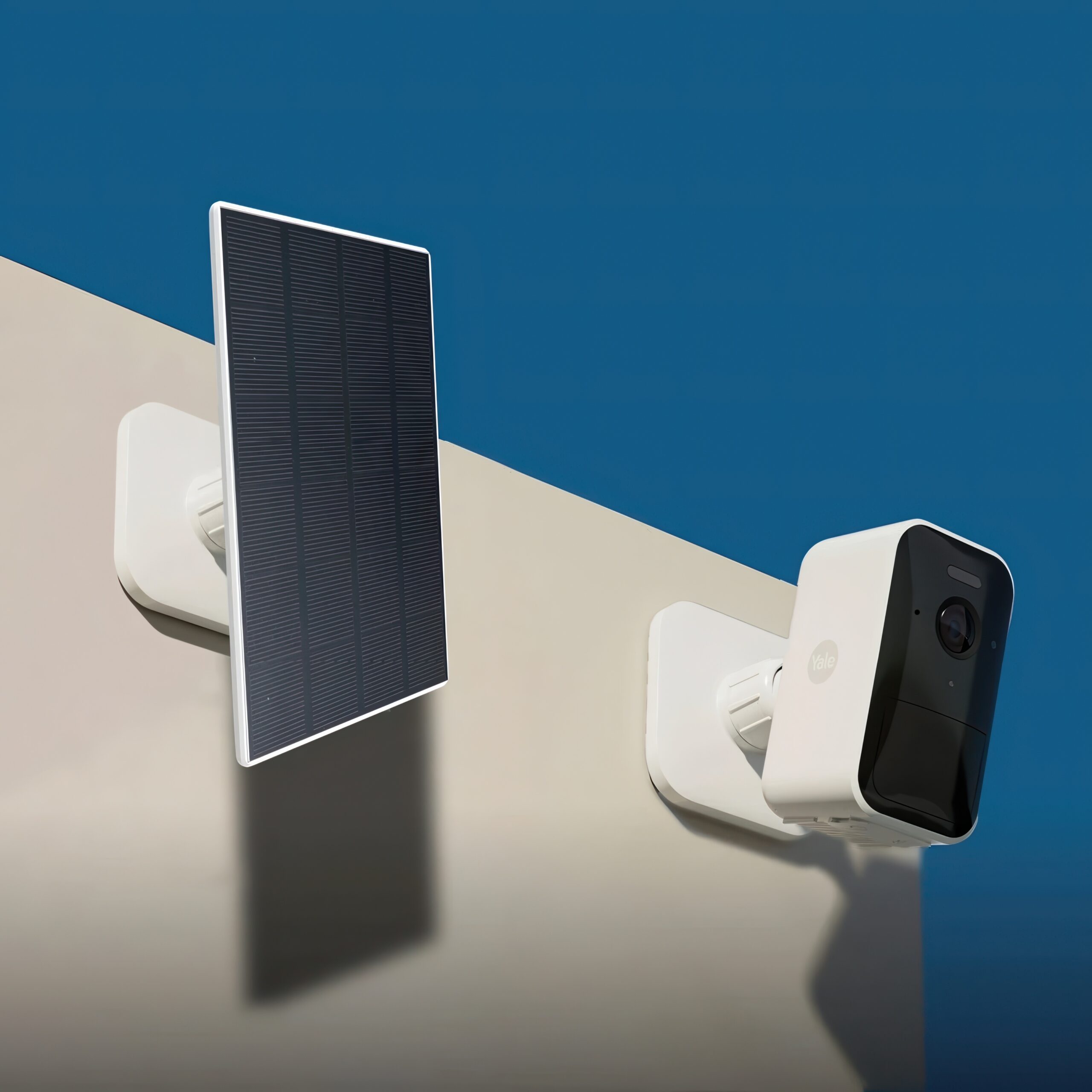 Yale Outdoor Camera & Solar Panel Charger