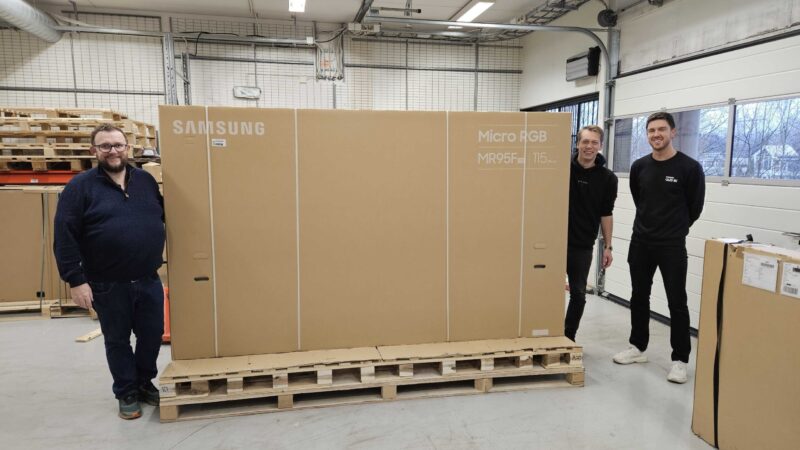 Samsung-115MR95F-Micro-RGB-test-1-scaled