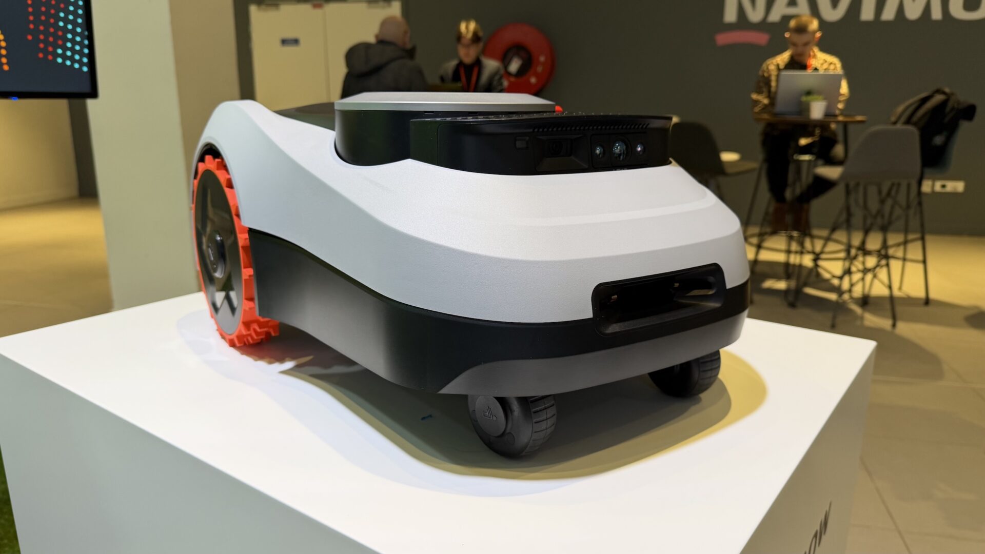 Navimowin uudet robottiruohonleikkurit lupaavat parempaa nurmikonhoitoa