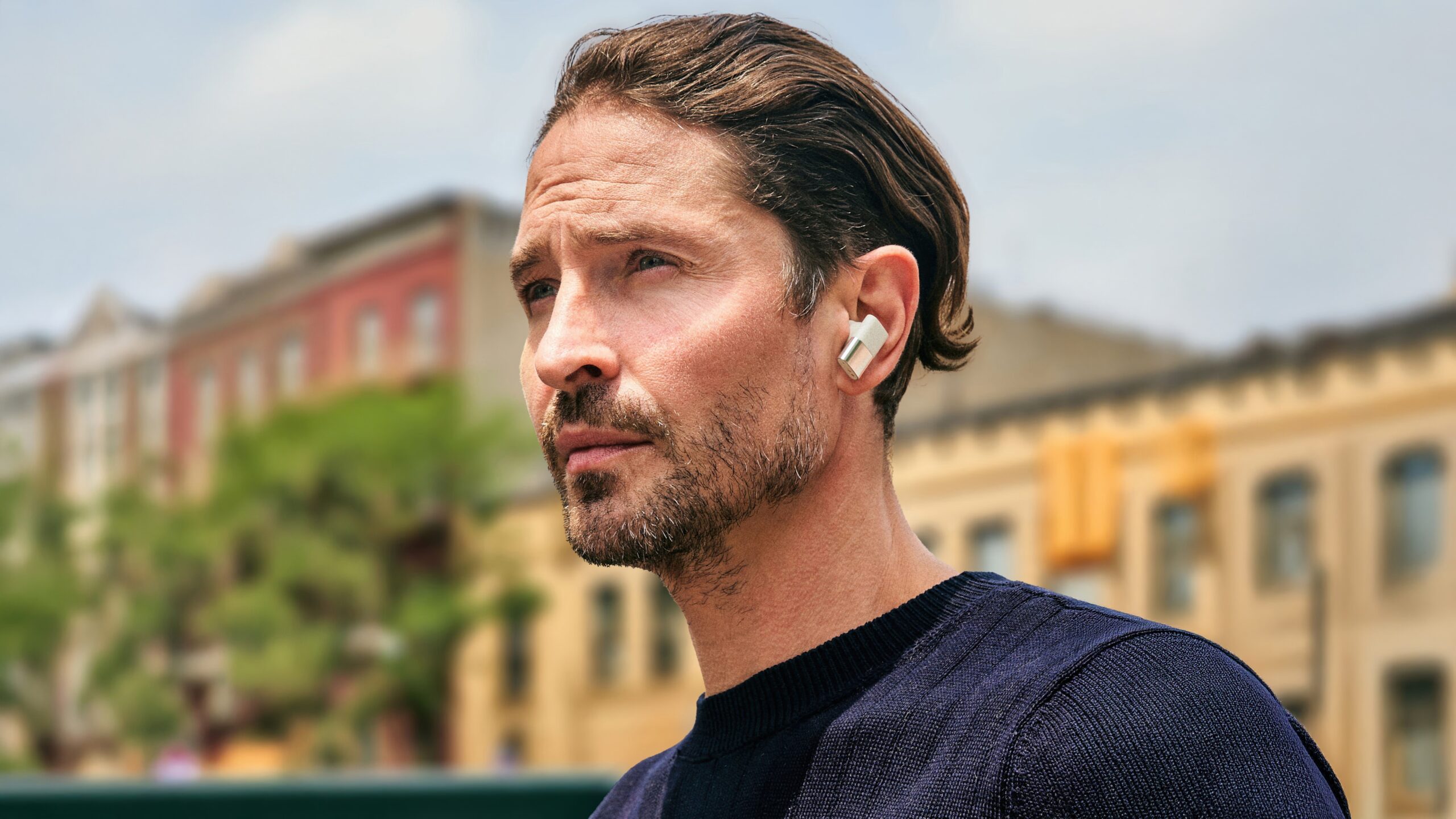 Status Pro X lifestyle