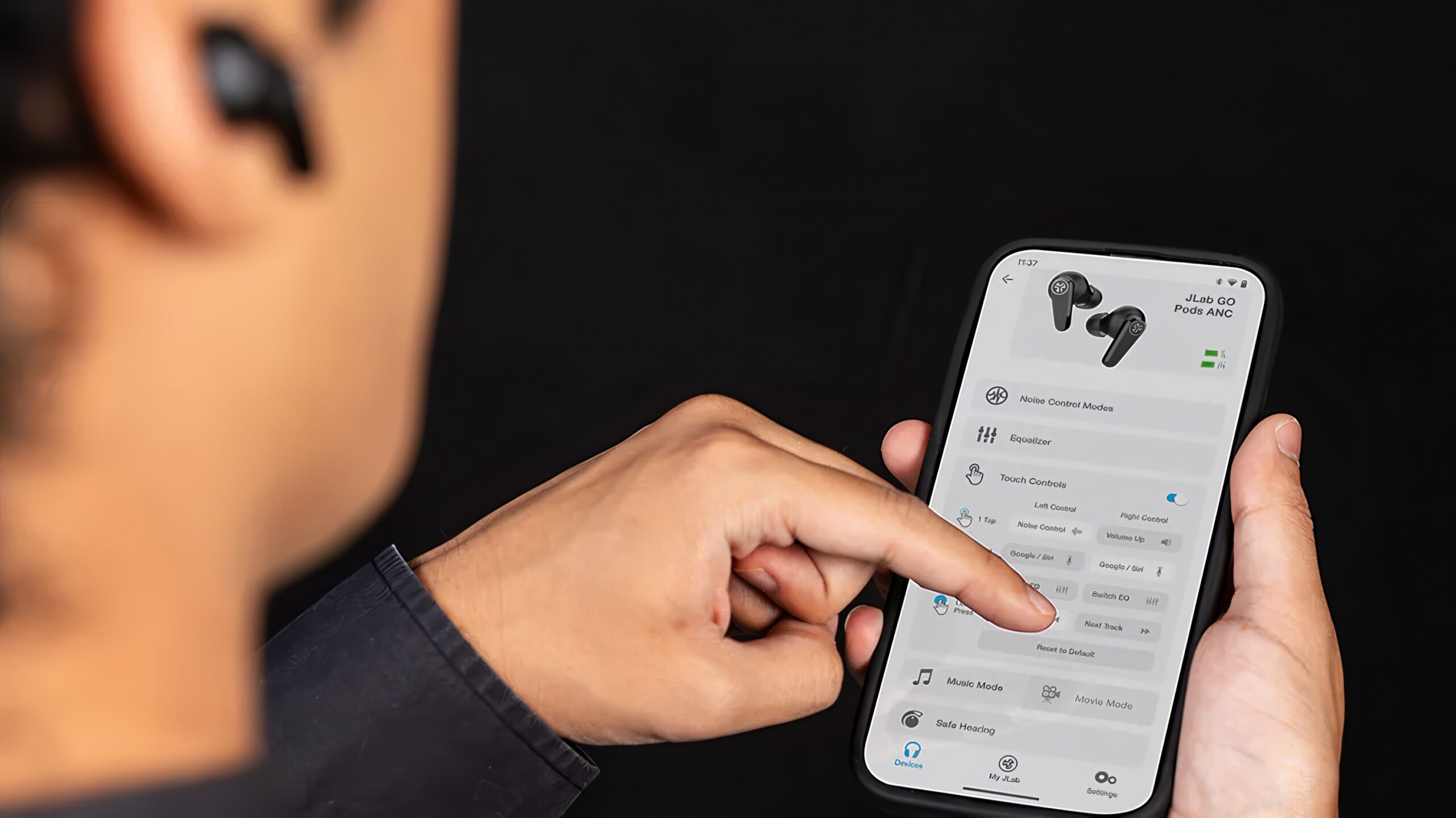 JLab-Go-Pods-Lifestyle-Studio-Black-1000-JLabApp-1-v2